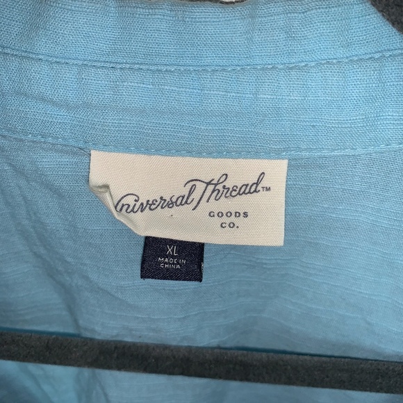 Universal Thread | Ruffle Sleeve Button-Down XL - Picture 10 of 10